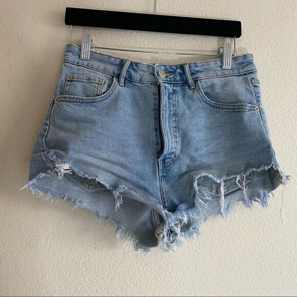 Zara Blue Distressed High Rise Jean Shorts - Picture 1 of 4